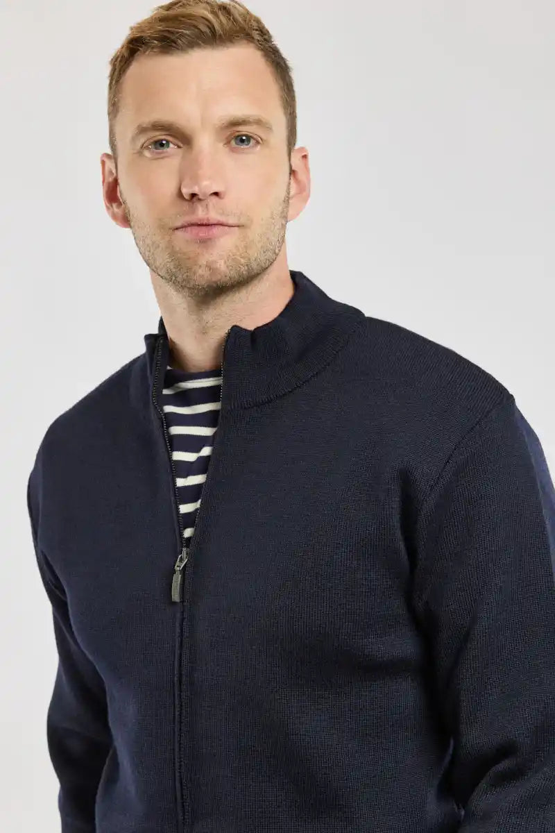 Cardigan-Plouescat-couleur-navire