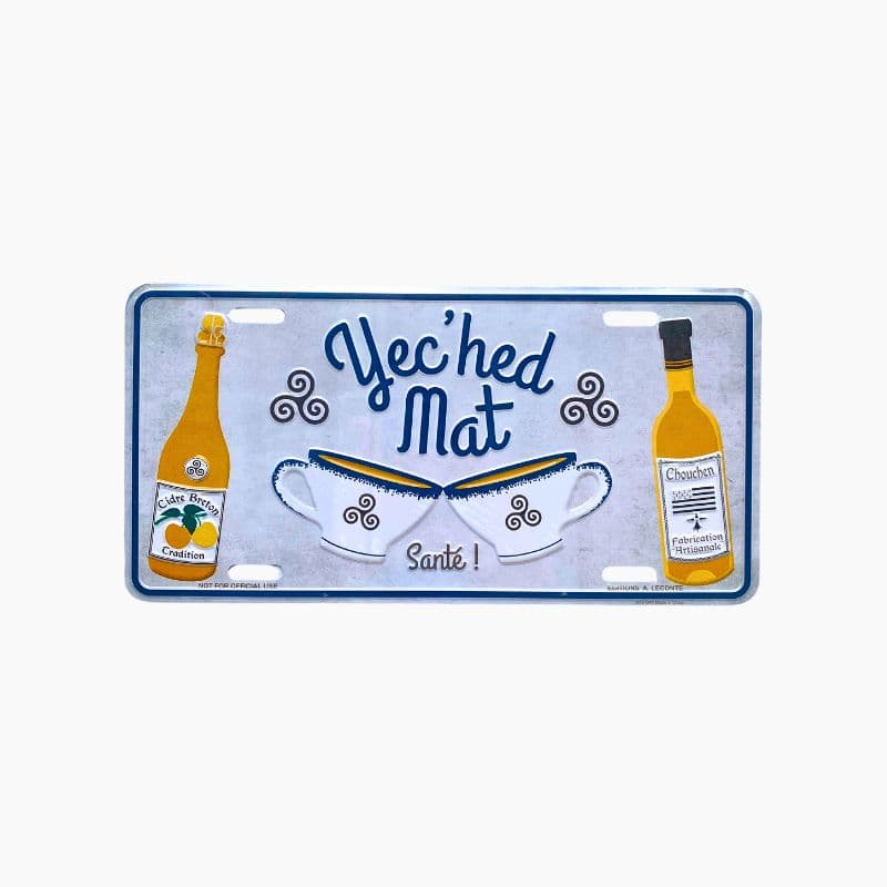Plaque décorative en métal Yec'hed Mat avec deux bolées, une bouteille de cidre et un chouchen