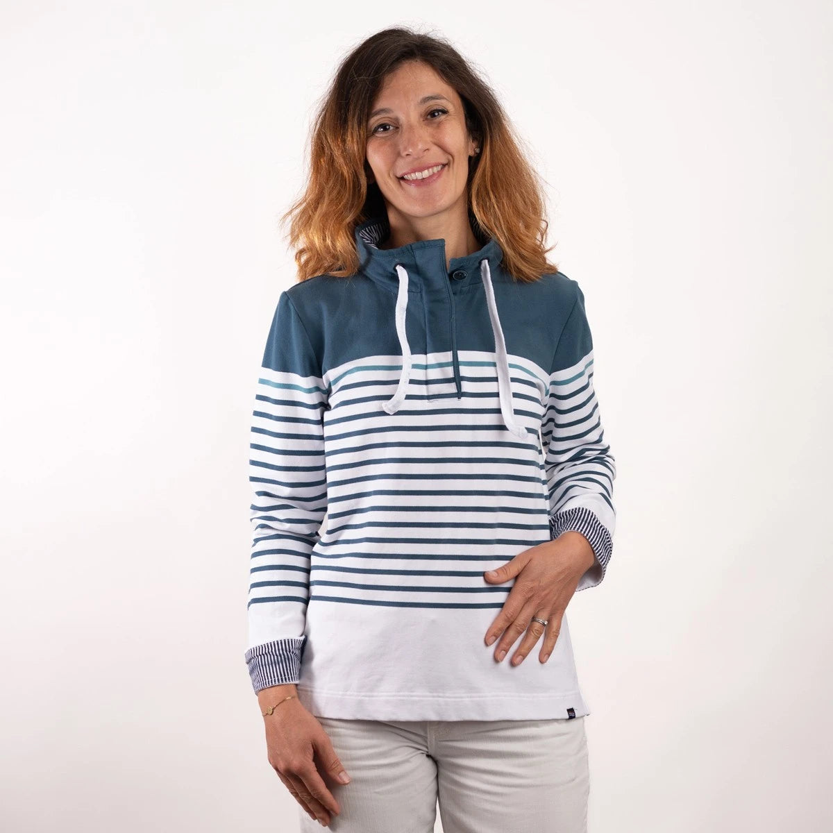 sweat-genois-bleu-de-paon-blanc-menthe-2