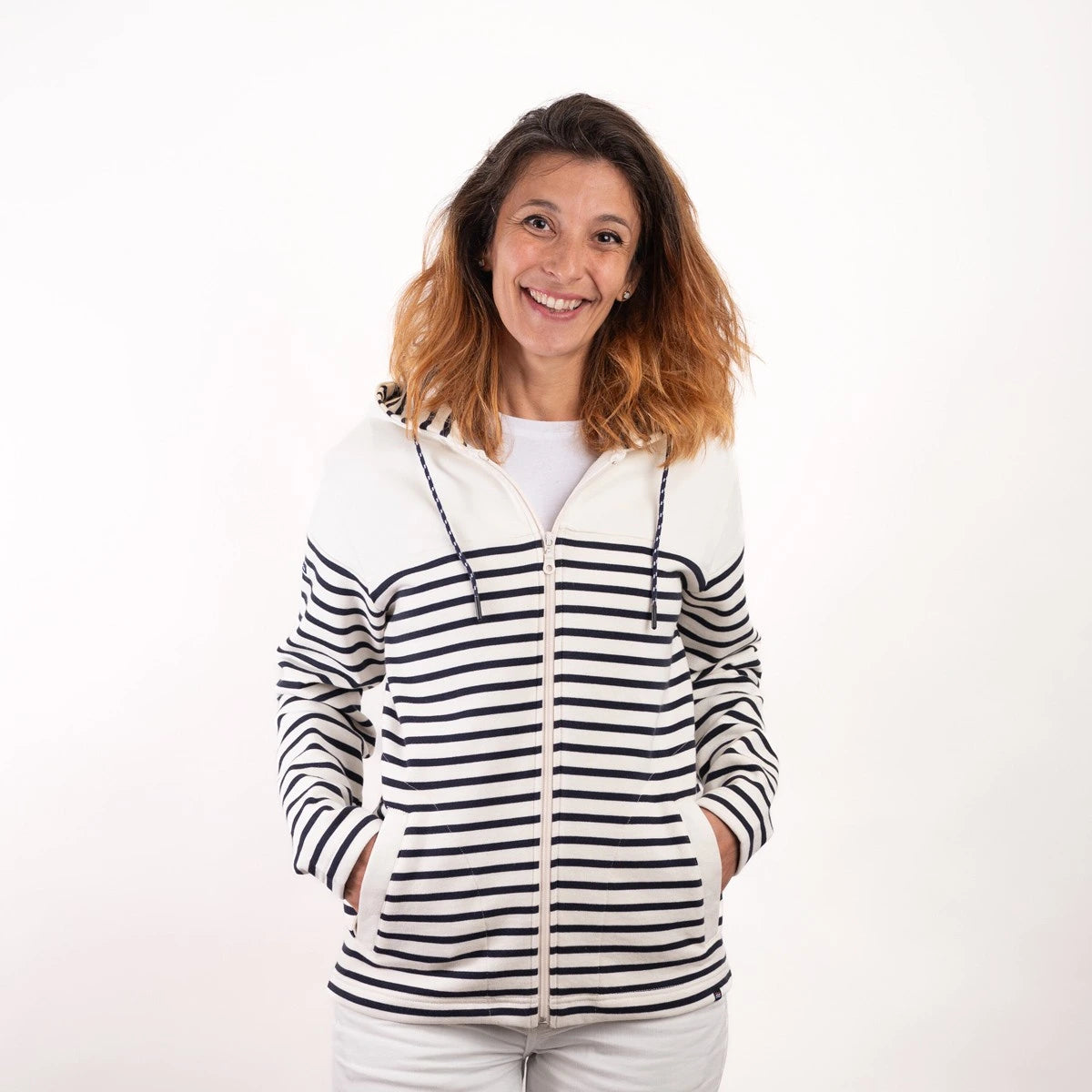 sweat-val-andre-ecru-marine-2